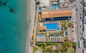 Villa Di Mare Seaside Suites